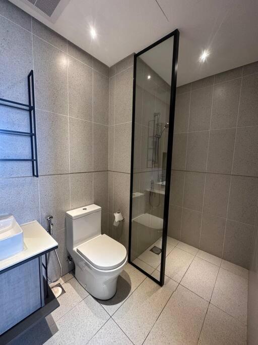 Sky Infinity Pool Modern @ Mid Valley Kl Apartment *