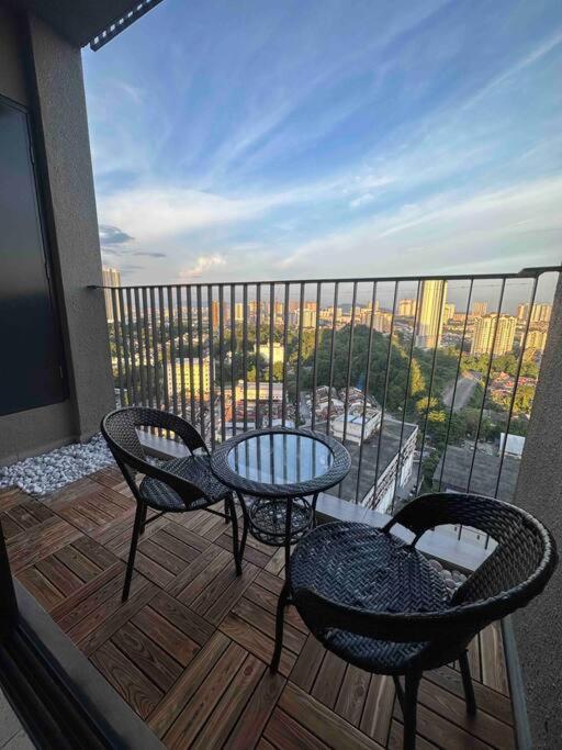 Sky Infinity Pool Modern @ Mid Valley Kl